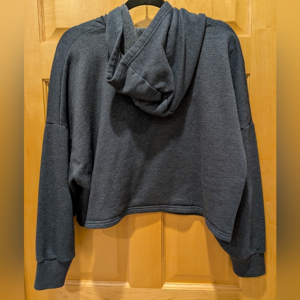 Under Armour Women's Dark Gray Cropped Hoodie - Picture 7 of 8